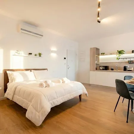 San Francesco Modern Loft With Private Parking Apartment Bari