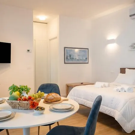 Apartment San Francesco Modern Loft With Private Parking