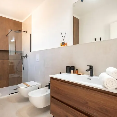 San Francesco Modern Loft With Private Parking Apartment